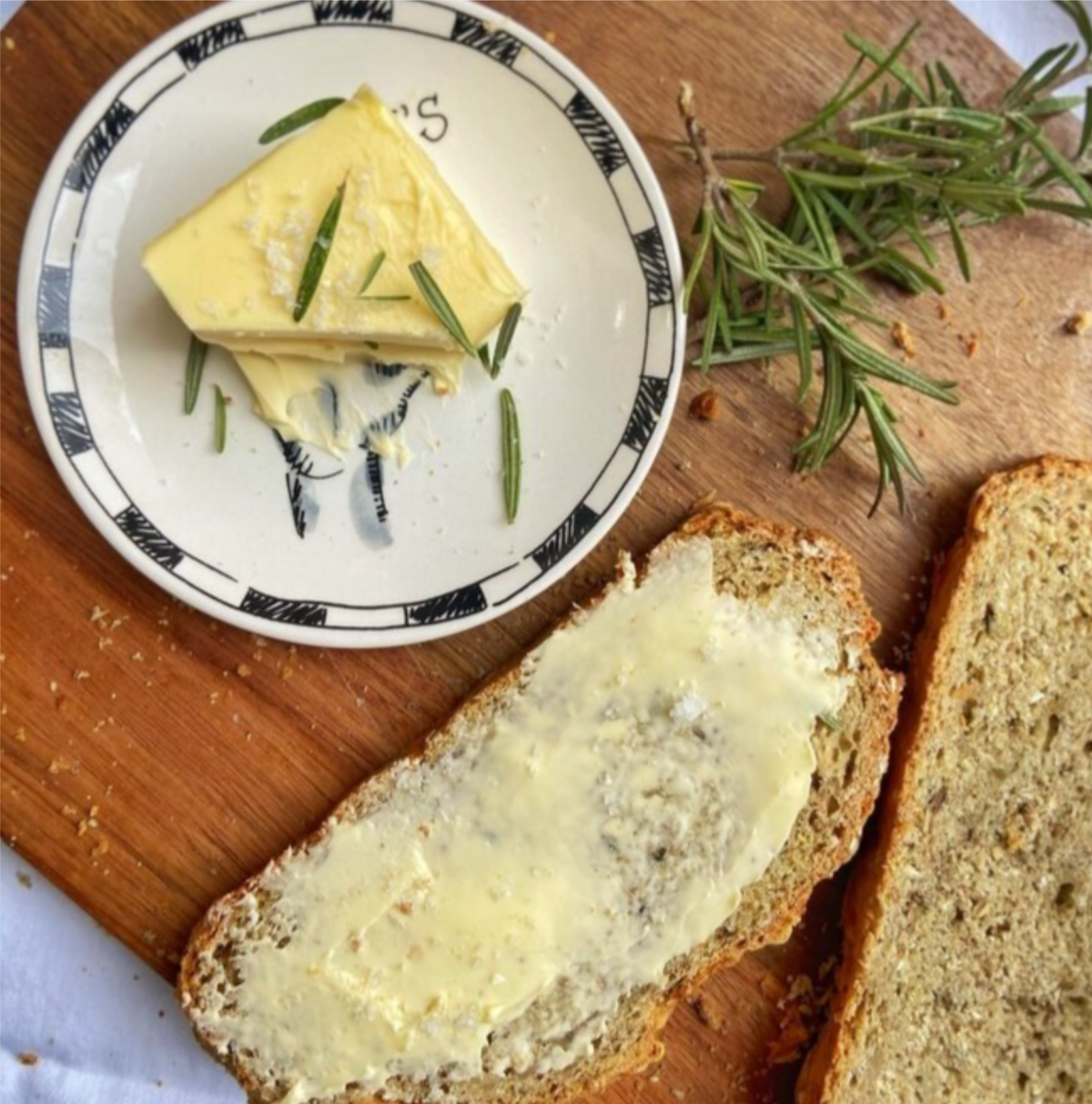 Cheddar and Rosemary Soda Bread