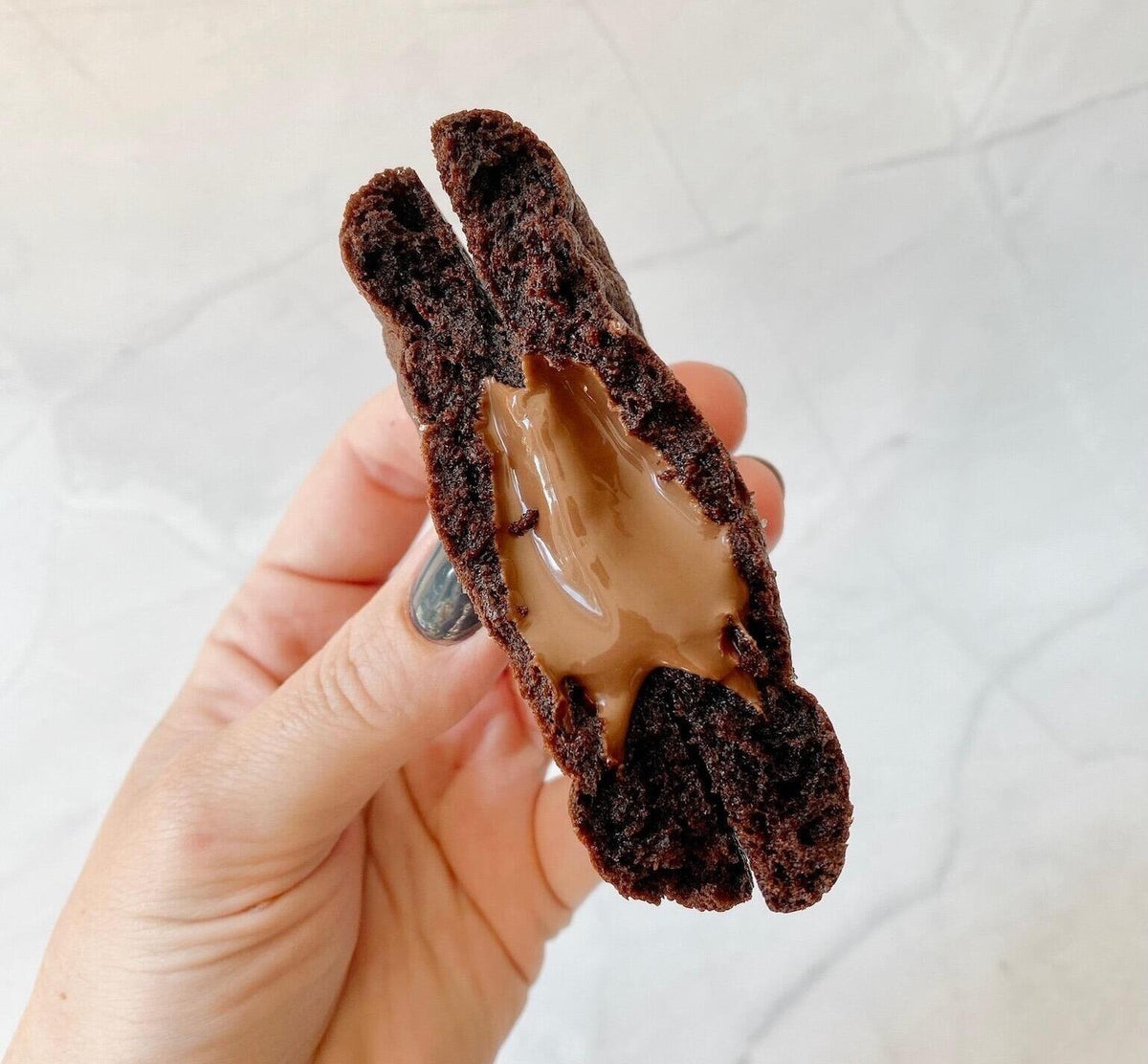 Nutella Stuffed Cookies